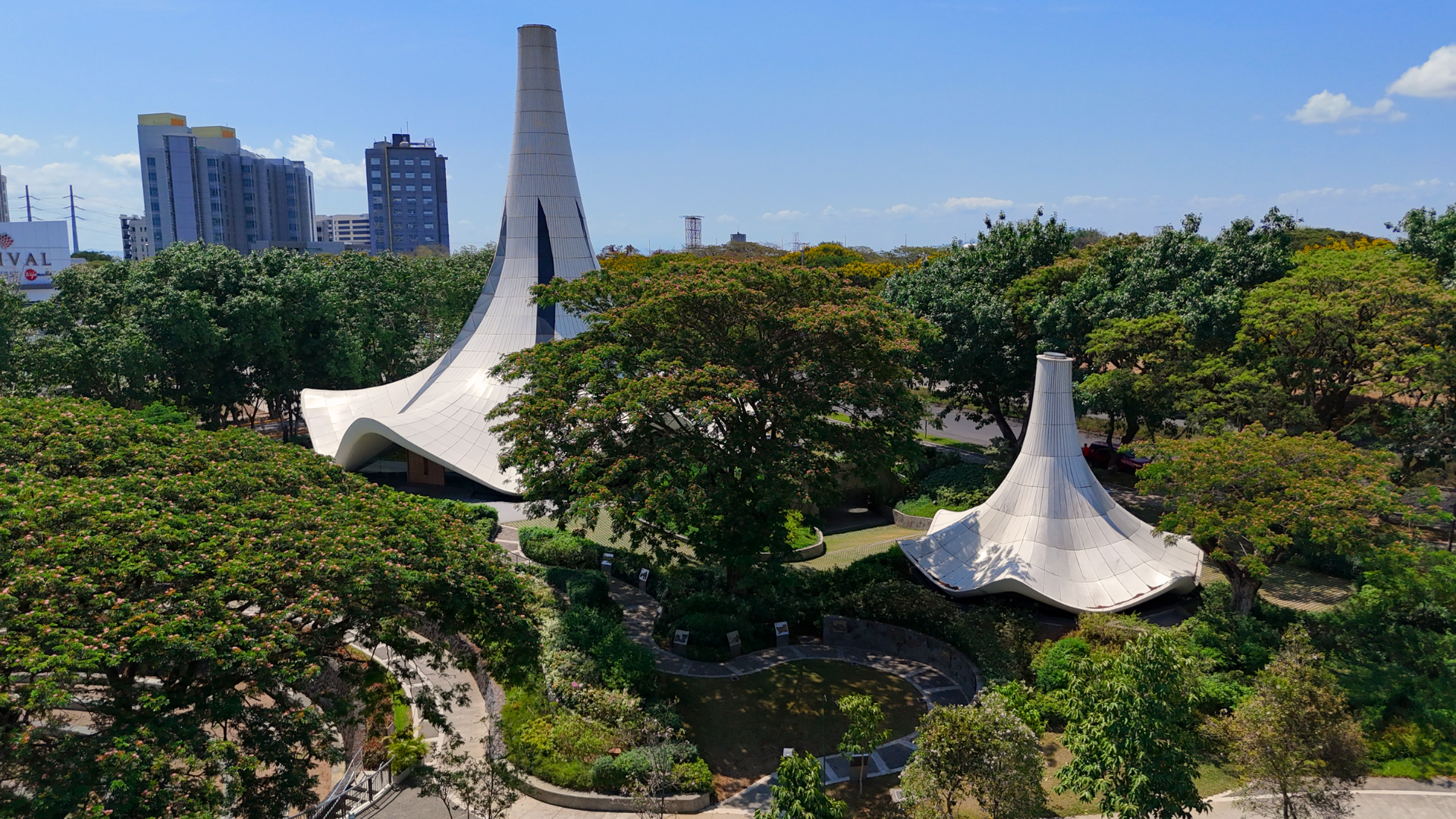 Our Lady of Lourdes Chapel: a haven of faith and prayer, bags prestigious international awards 